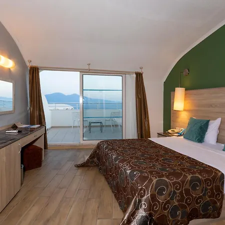 Sealight فندق كوشاداسيه